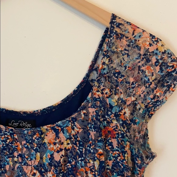 Floral Dress - Picture 3 of 6